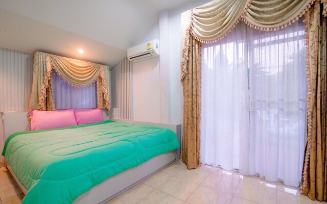 Great Green A Pool Villa