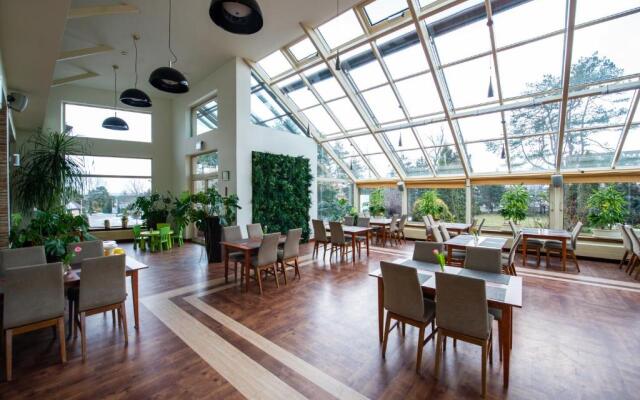 Hotel Ostaniec
