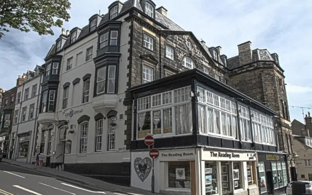 Resolution Hotel