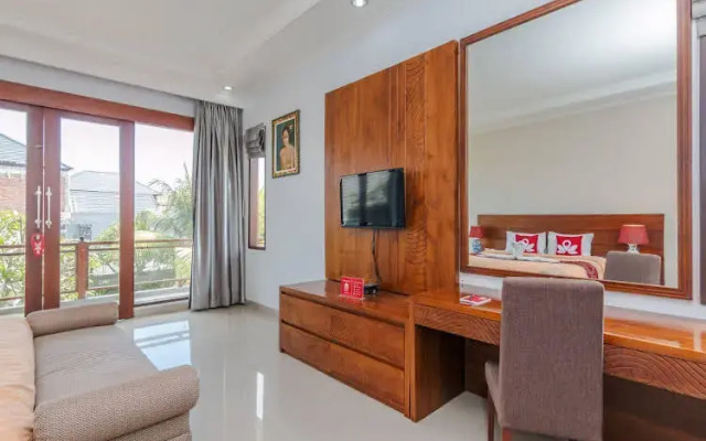 Villa Batu Bolong