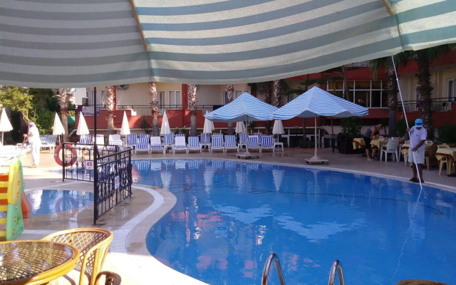 Semoris Hotel