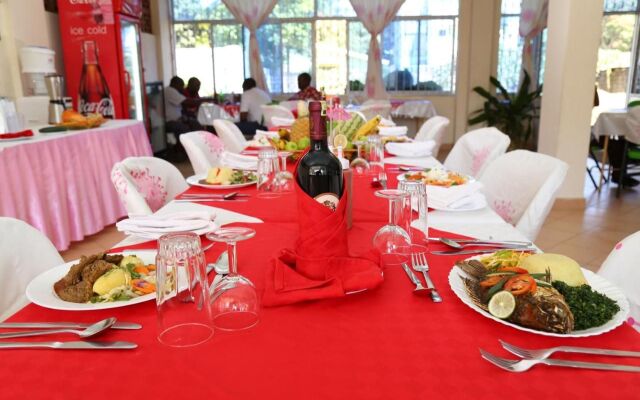 Merry Villa Hotel & Apartments