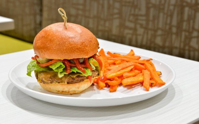 EVEN Hotel Eugene by IHG