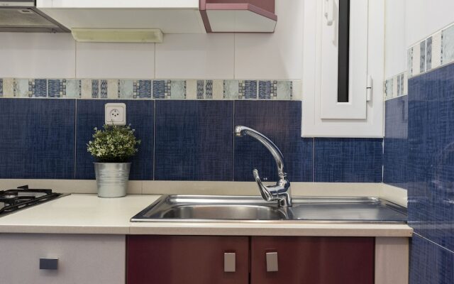 AB Rossello Center Terrace Apartment