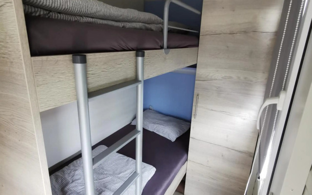 Roof Apartment ART-PE