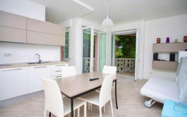 M215 - Marcelli, nuovo bilocale in residence con piscina