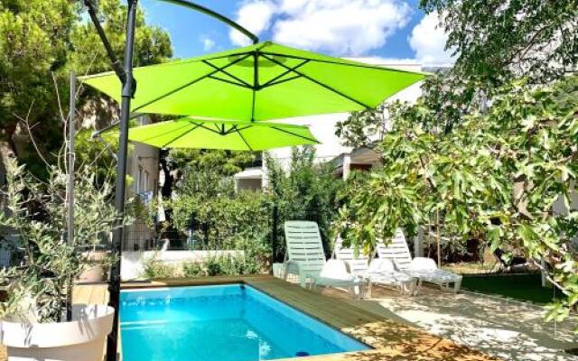 Summer Apartment 2