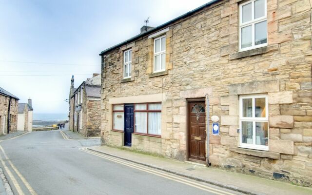 Beautiful Apartment in North East Near Bamburgh Castle