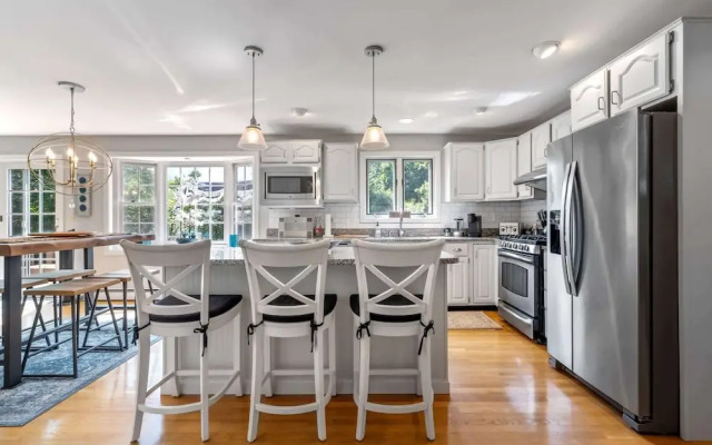 Maine Adventure 3BR Oasis Awaits!