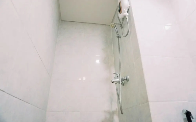 Pleasurable 2Br At Parkland Avenue Apartment