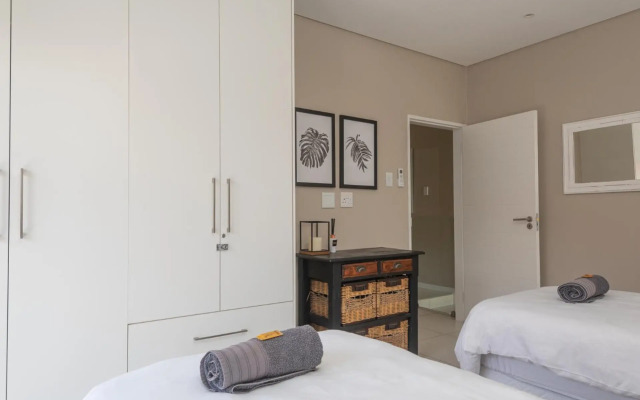 Zimbali Wedge Unit 42