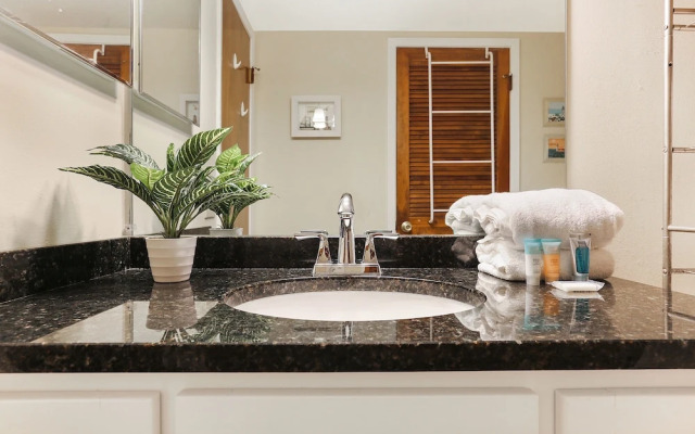 Island Sunrise Condos by Hosteeva