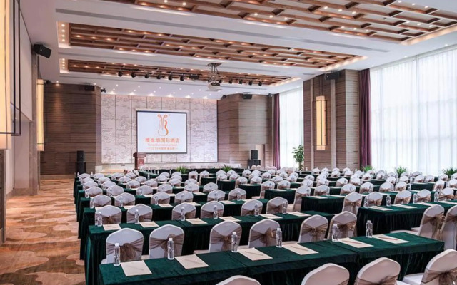 Auden  International  Hotel