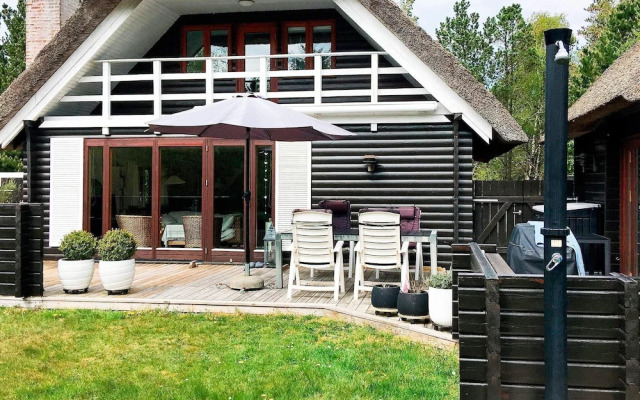 6 Person Holiday Home in Rømø