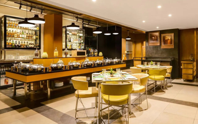Lemon Tree Hotel Viman Nagar Pune