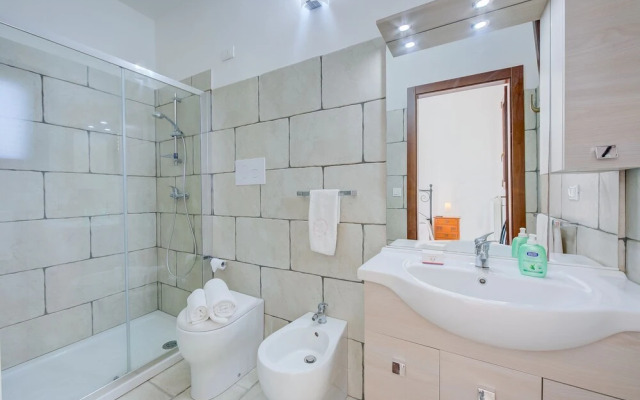 Villa Degli Dei With Garden and Pool