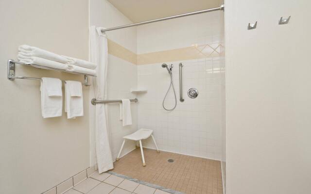 Best Western Blackwell Inn