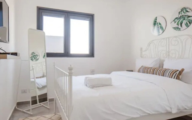 O&O Group-Magical 4BR Panoramic Sea View