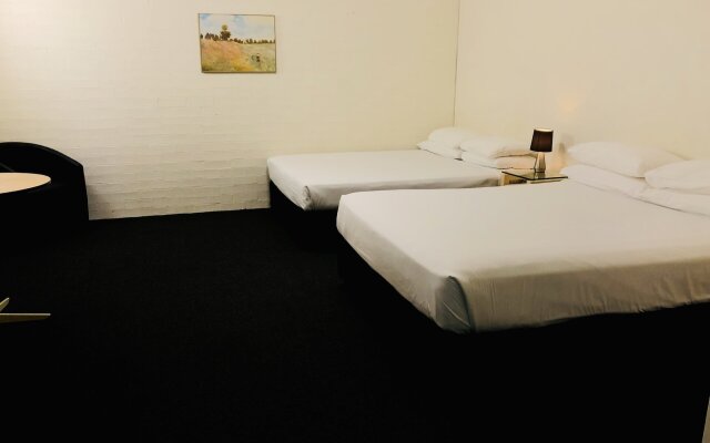 Campbelltown Colonial Motor Inn