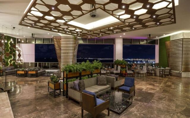 Hilton Panama