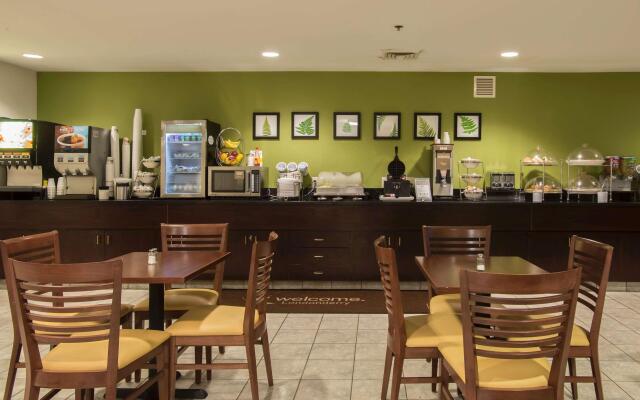 Garner Londonderry Manchester by IHG