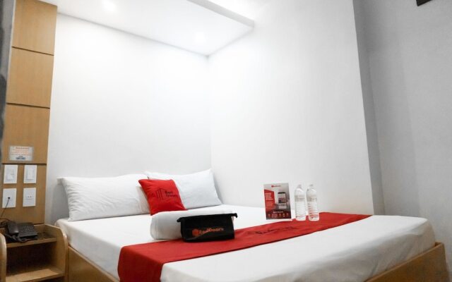 Reddoorz Near Starmall Alabang