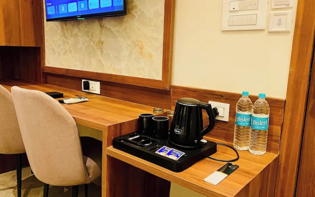 The Velar Hotel, Vijay Nagar
