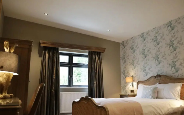 The Heather Glen Country House