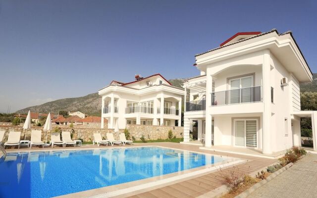 Orka Twin Villas