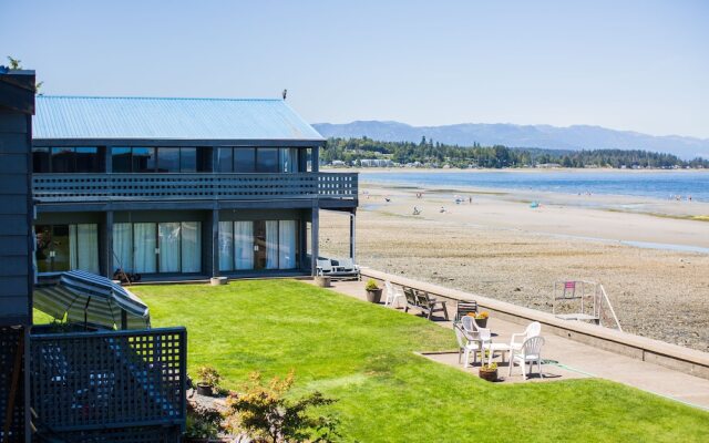 Sand Pebbles Inn