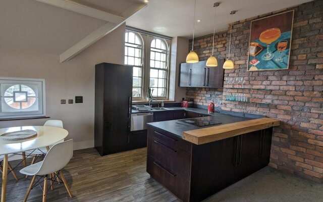 Penthouse-highstreet-sleeps2-87ws