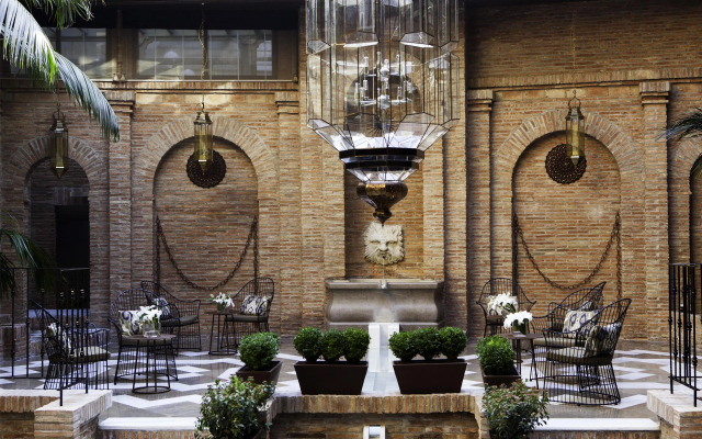 Vincci Albayzin Hotel