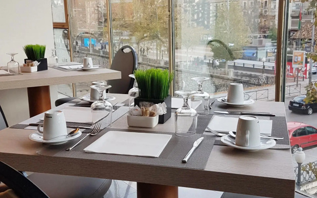 Ohtels San Anton Granada