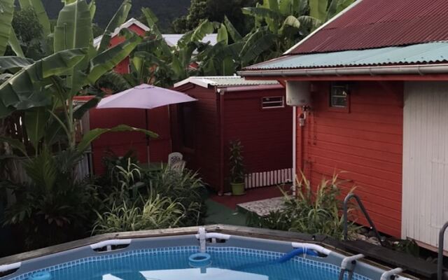 Bungalow With 3 Bedrooms in Trois-rivières, With Wonderful Mountain View, Private Pool, Enclosed Garden