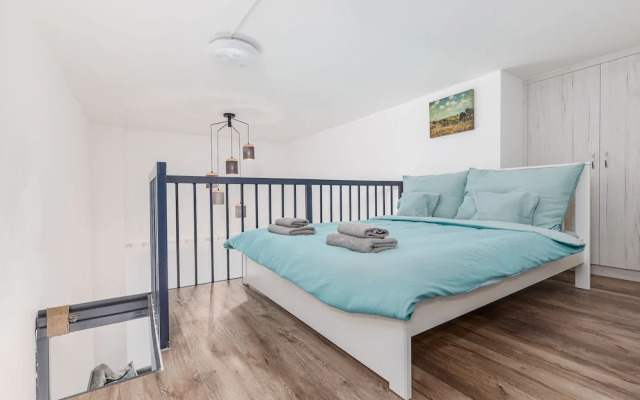 Venus Apartments - Westside Residence