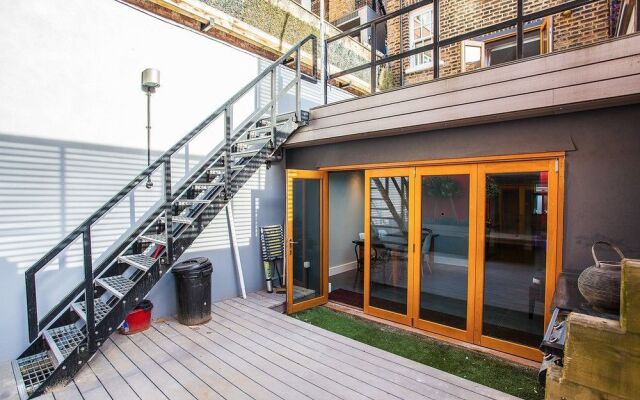 Stunning Central 3 Bed House in Amazing Location