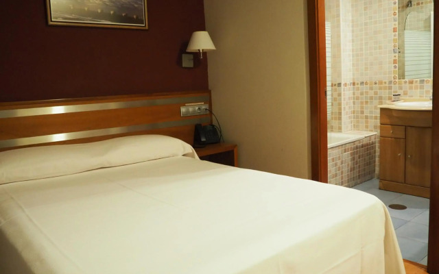 Hostal Santa Ana