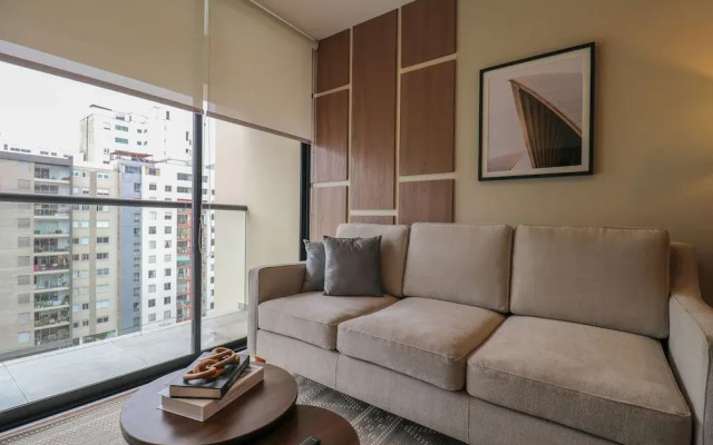 w Comfy 2BR w Modern Balcony Near Kennedy Park