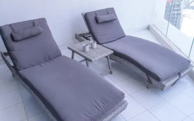 Spectacular Burj Khalifa View Service Apartment