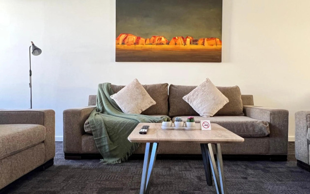 Stay at Alice Springs Hotel