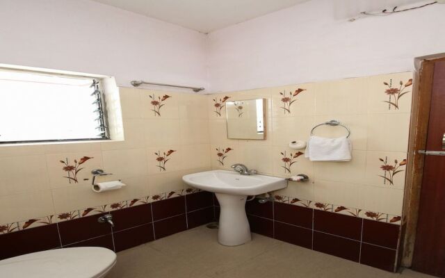 OYO 1764 Hotel Maruti Lodging
