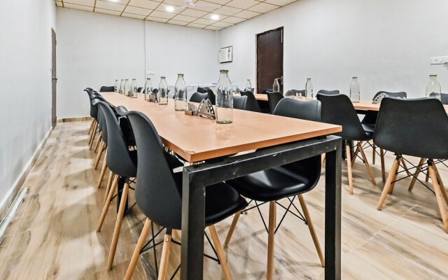 SilverKey Executive Stays 43483 near A One Hospital