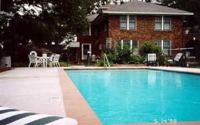 Far View - A Bed & Breakfast Estate