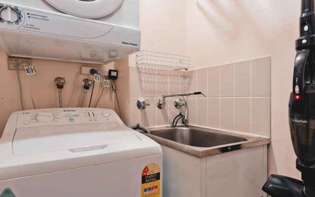 Lantern 1 Bedroom Loft with car space and Awesome View