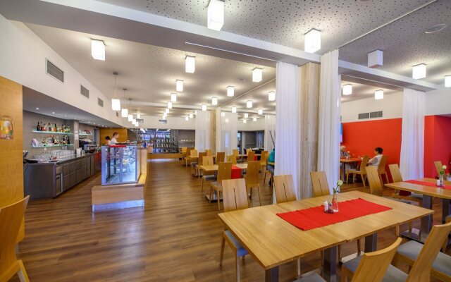 Hotel Atom Třebíč