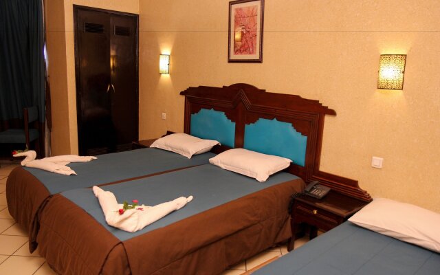 New Farah Hotel