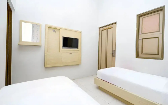 El Rio Alun-Alun Tegal by Sajiwa