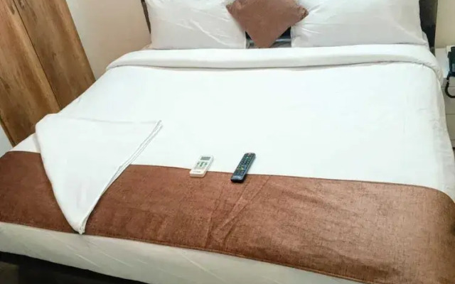 Soooper Hotel