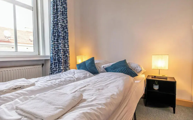 Vienna Spacious 2BR Apt Long Stay
