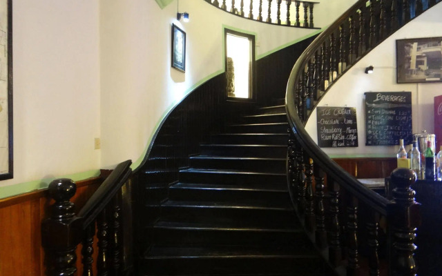 Alibi Villa Guesthouse